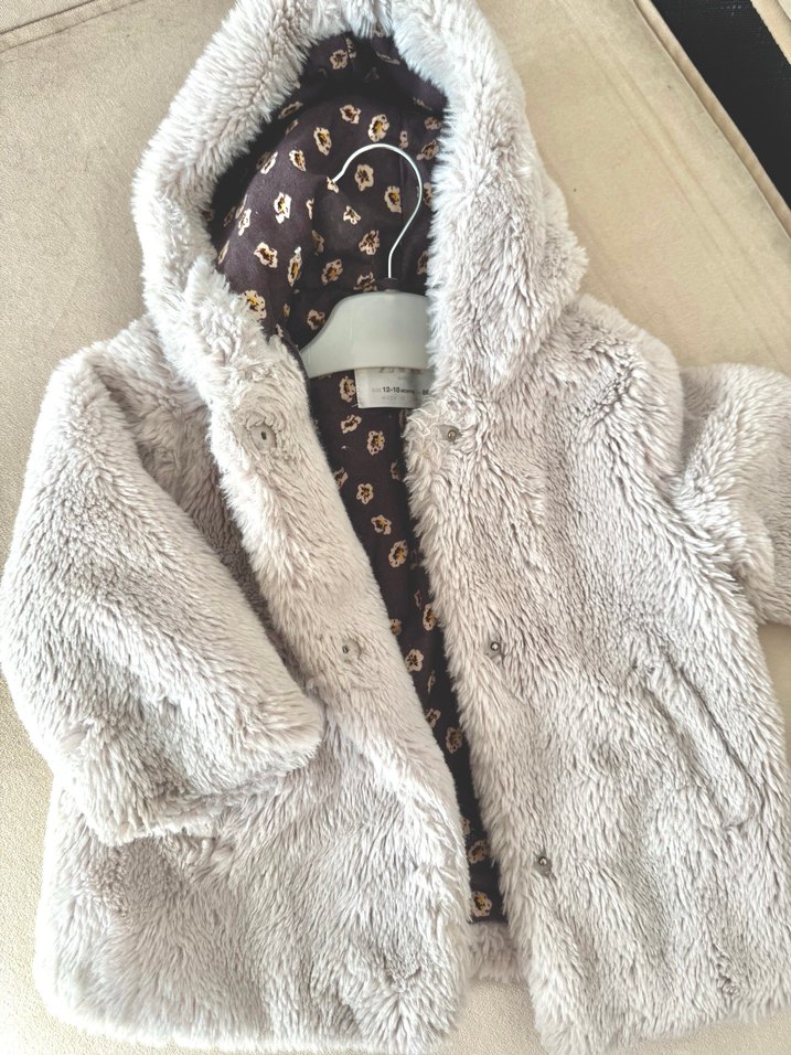 Krem Peluş Detaylı Kız Çocuk Kaban - Görsel 5