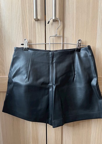 Stradivarius Stradivarius Siyah Deri Mini Etek
