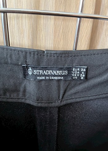 s Beden Stradivarius Siyah Deri Mini Etek