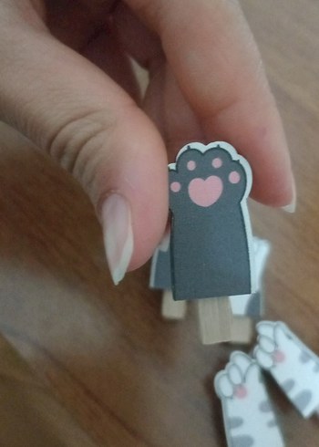 Gri Kedi Pençe Tasarımlı Mandallar - Görsel 3