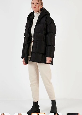Siyah Kapüşonlu Kadın Kışlık Mont - Görsel 3