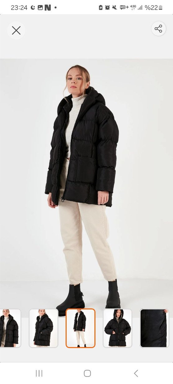 Siyah Kapüşonlu Kadın Kışlık Mont - Görsel 3