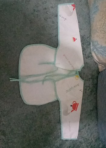 Uzun Kollu Bebek Önlüğü Pastel Desenli - Görsel 2