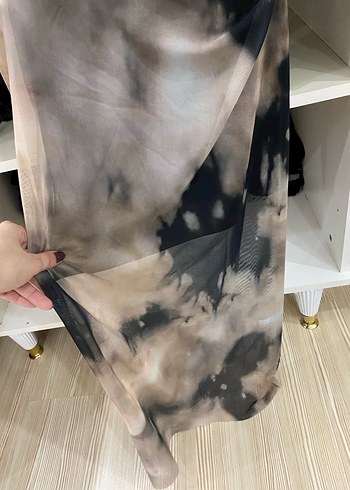 Uzun Kollu Batik Desenli Uzun Elbise - Görsel 3