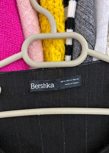 Siyah Pilili Halter Yaka Strappy Bluz - Görsel 3