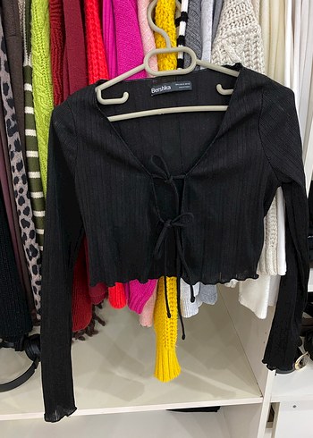 Siyah Pilili Halter Yaka Strappy Bluz - Görsel 2