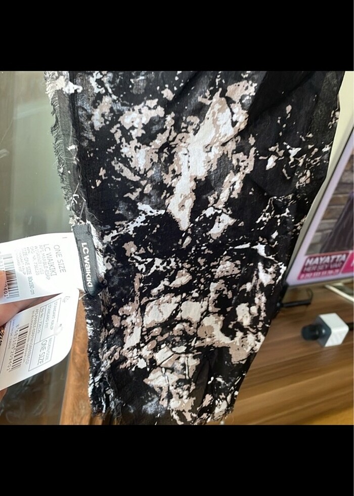 LCWaikiki yeni etiketli fular - Görsel 2