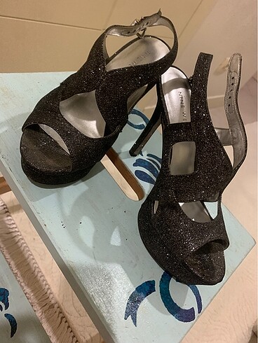 Nine west 36 numara topuklu ayakkabı