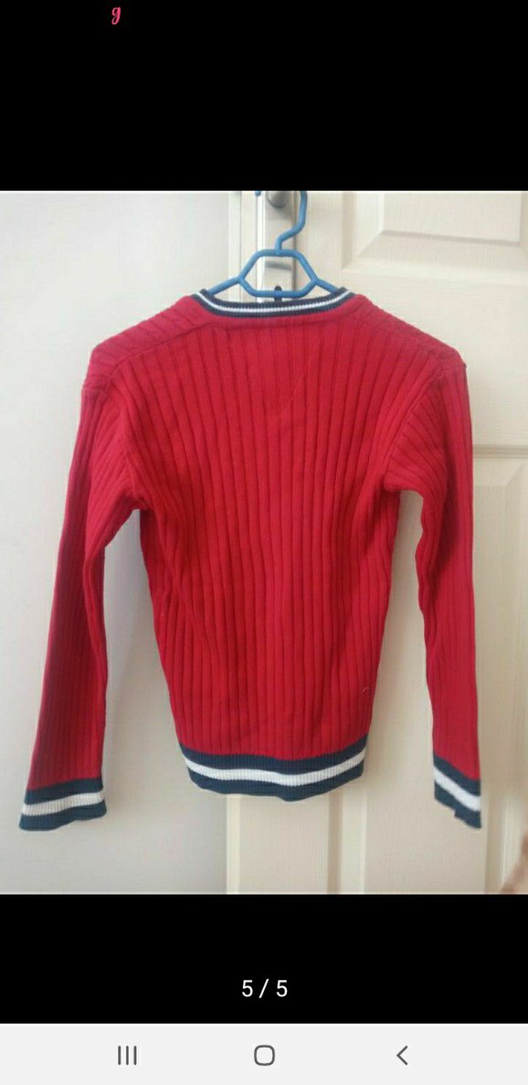 Erkek Çocuk Kırmızı V Yaka Triko Kazak - Görsel 2