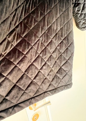 kadife Düğmeli Siyah Kadın Midi Ceket - Görsel 7