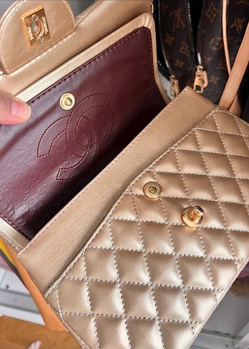 Altın Zincir Detaylı Deri Kadın Çanta - Görsel 2