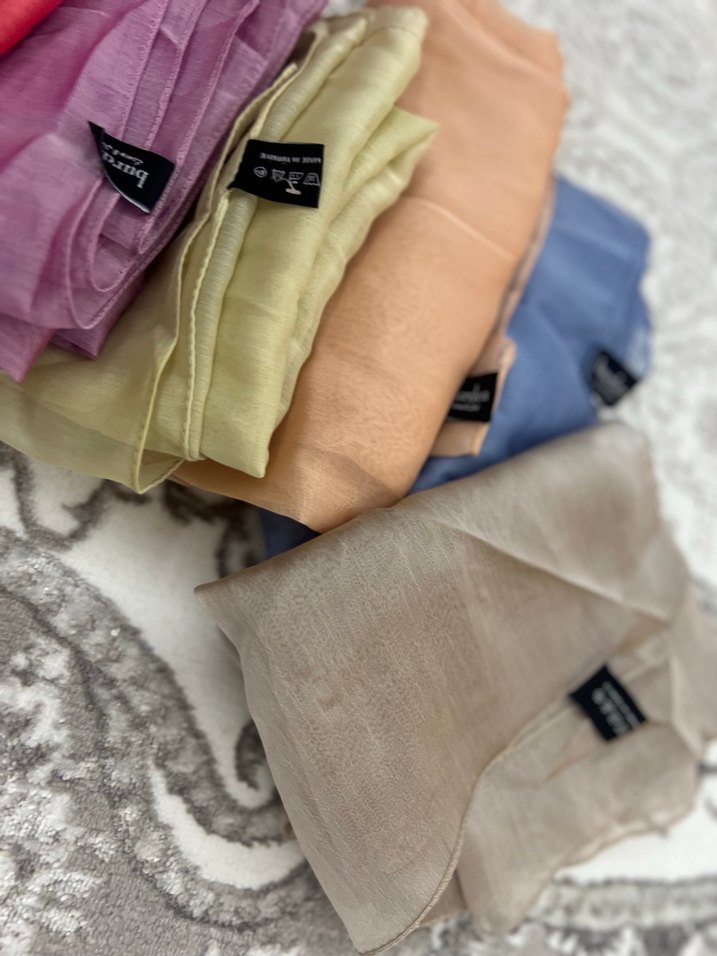 burden Kadın Pastel Renkli İpek Görünümlü Şallar - Görsel 2