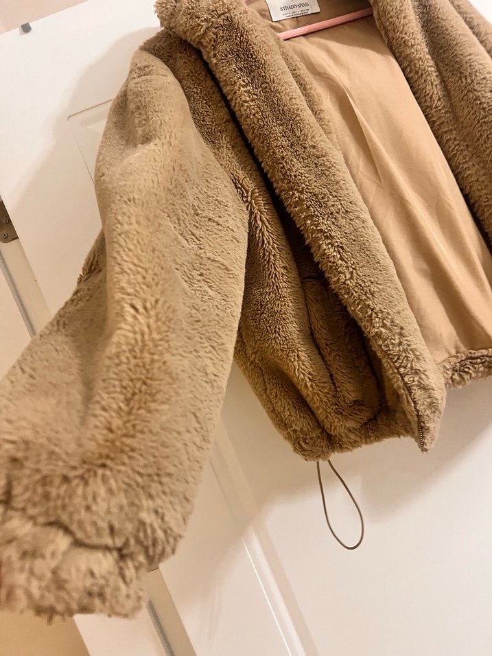 Bej Kapşonlu Kadın Peluş mont kaban - Görsel 2