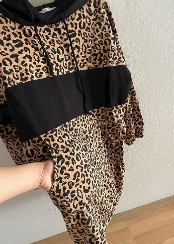 Leopar Desenli Kapüşonlu Kadın Sweatshirt - Görsel 3