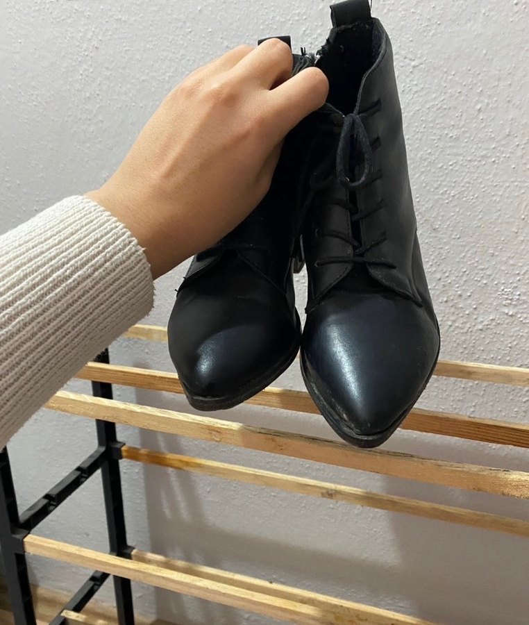 Siyah Deri Blok Topuklu Kadın Bot - Görsel 2