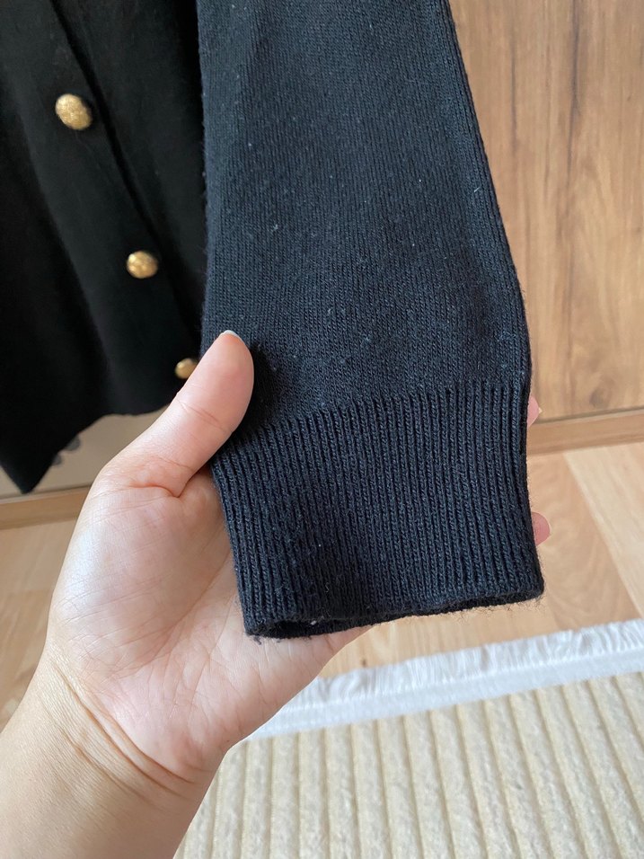 Düğmeli Siyah Kadın Midi Hırka - Görsel 3