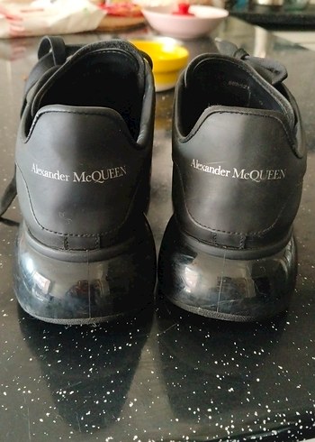 Alexander McQueen 41