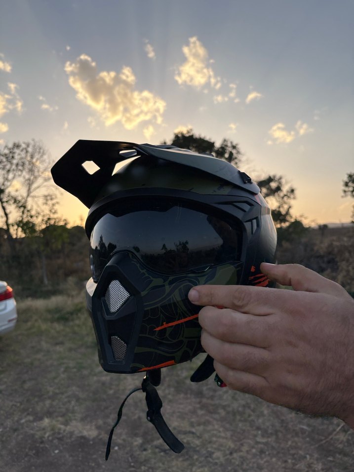 Biker Motosiklet Kaskı - Görsel 2