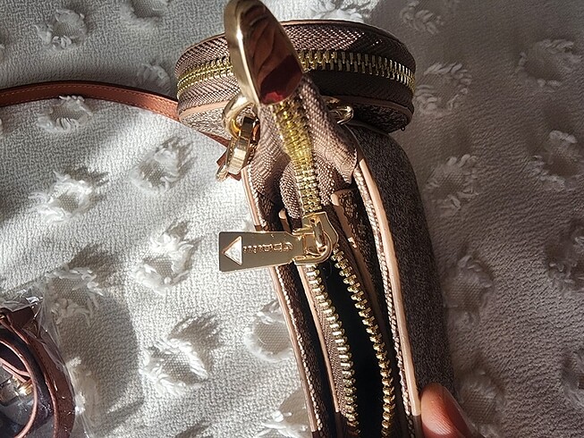 Guess çanta - Görsel 6