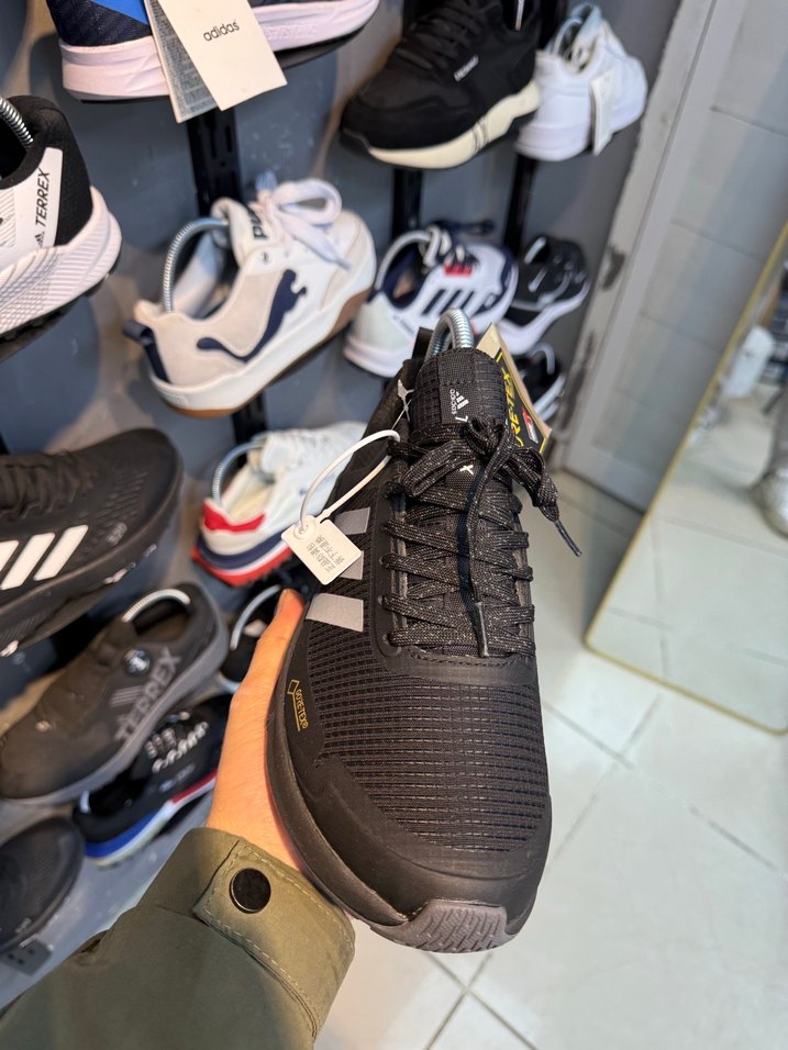 Orijinal ithal Adidas Tereks  her beden mevcuttur  - Görsel 2
