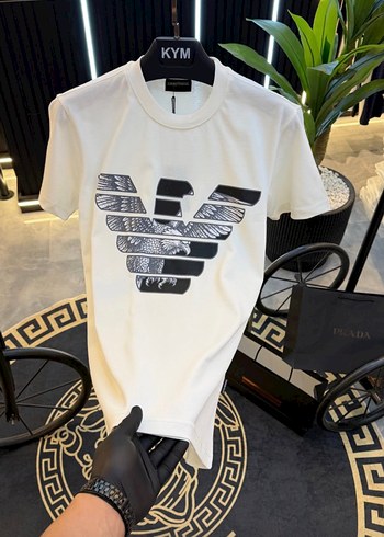 Emporio Armani Beyaz Baskili Erkek Tisort