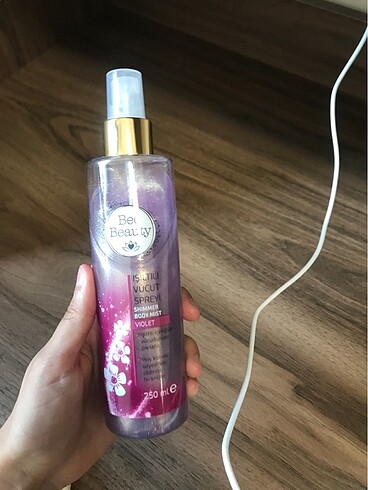 Bee Beauty Işıltılı vücut spreyi