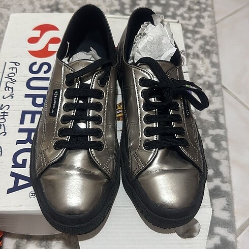 Superga metalik 40 numara
