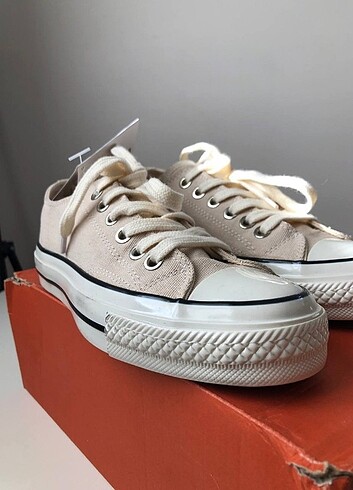 42 Beden camel Renk Converse Chuck Taylor