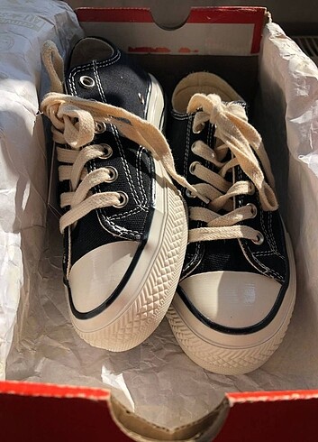 43 Beden siyah Renk Converse Chuck Taylor 