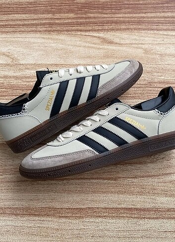 Adidas Spezial orijinal 