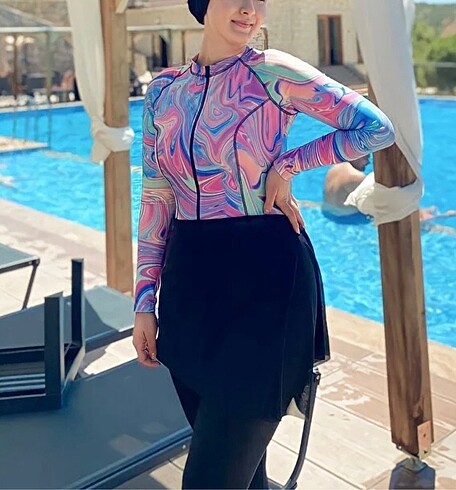 Trendyol & Milla Belden bağlamlı pareo