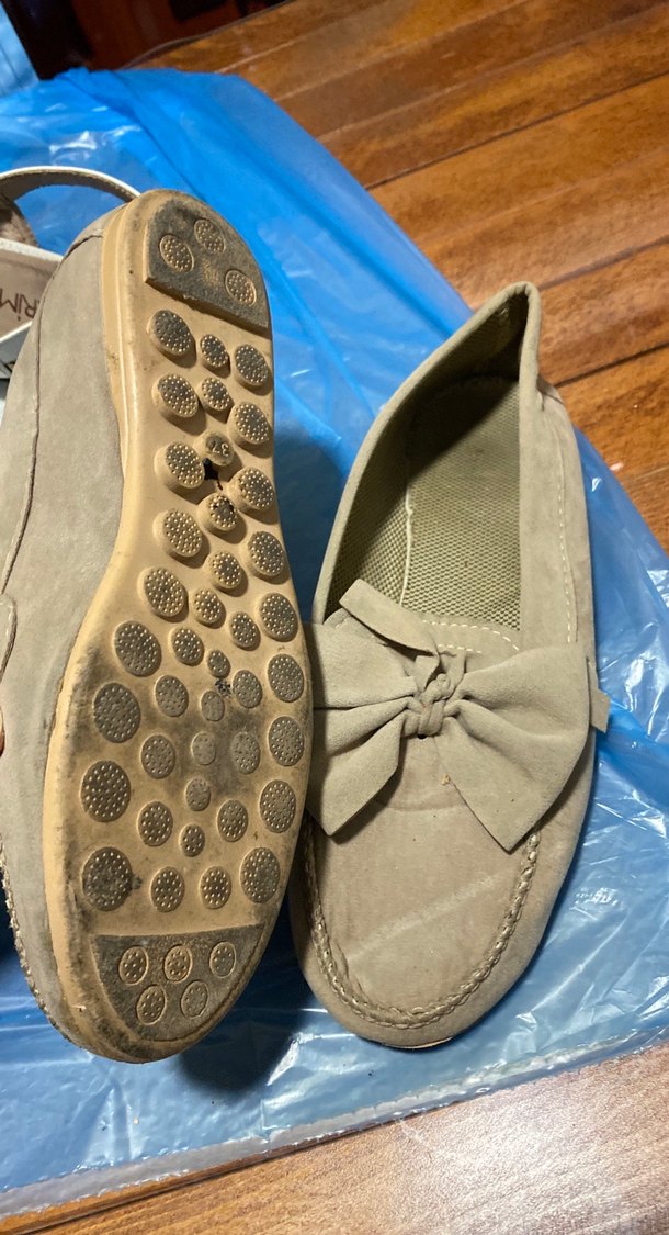 Bej süet fiyonk detaylı dolgu topuklu kadın babet - Görsel 2