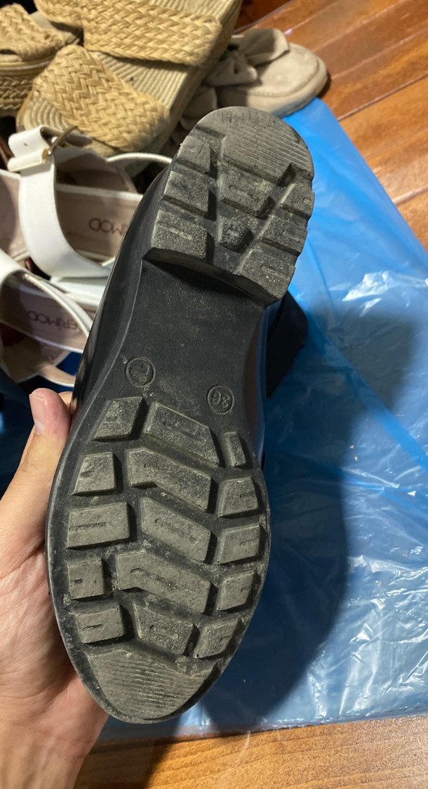 Siyah Yılan Desenli Kadın Klasik Ayakkabı - Görsel 2