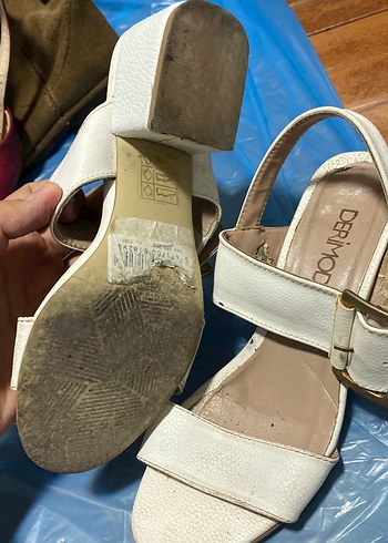 Beyaz Tokalı Blok Topuk Kadın Sandalet - Görsel 5