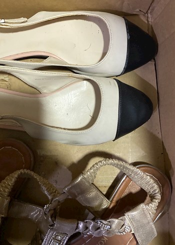 Tokalı Beyaz Bohem Stilde Kız Terlikleri - Görsel 4