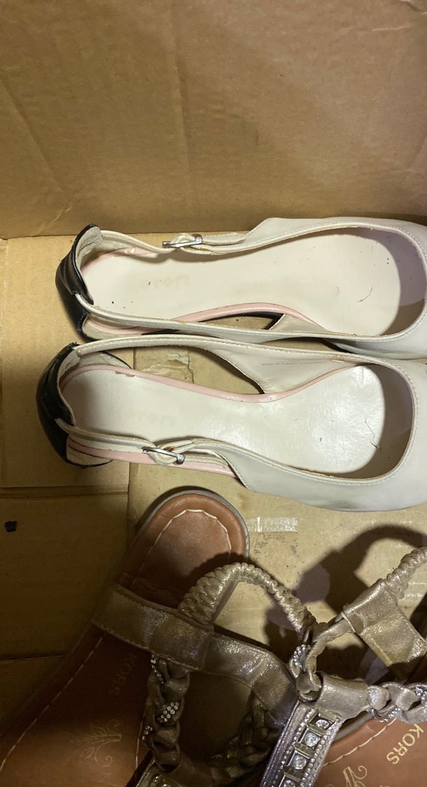 Tokalı Beyaz Bohem Stilde Kız Terlikleri - Görsel 3