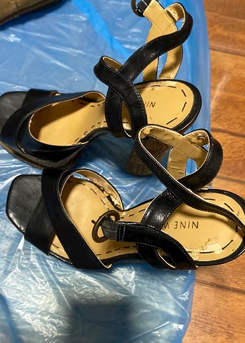 Tokalı Siyah Platform Topuklu Kadın Ayakkabı - Görsel 3