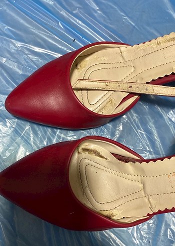 Kırmızı Tokalı Kadın Topuklu Ayakkabı - Görsel 4