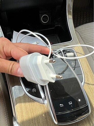 iPhone Orjinal Şarj Aleti Çok Yeni 20W