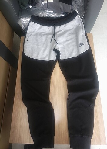 Nike Sweetpant 