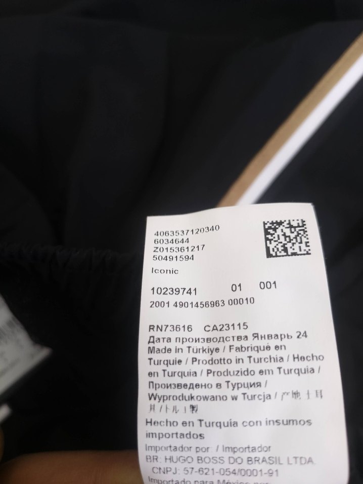 Siyah BOSS Mayo Şort - Görsel 4