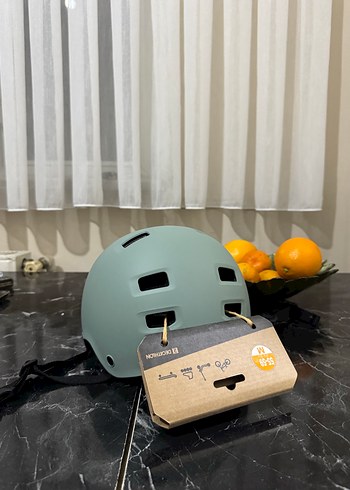 Gri Biker Tarzı Motosiklet Kaskı - Görsel 2