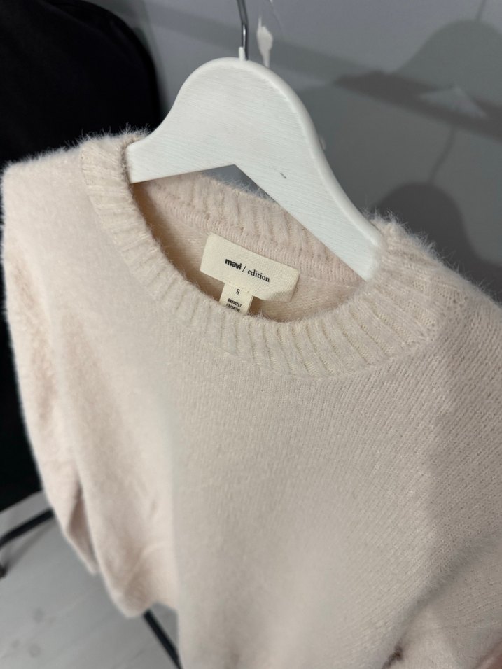 Bej  Yün Örgü Uzun Kollu Kazak - Görsel 2