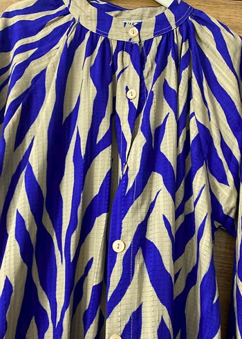 Mavi Zebra Desenli Uzun Pilili Kadın Elbise - Görsel 3