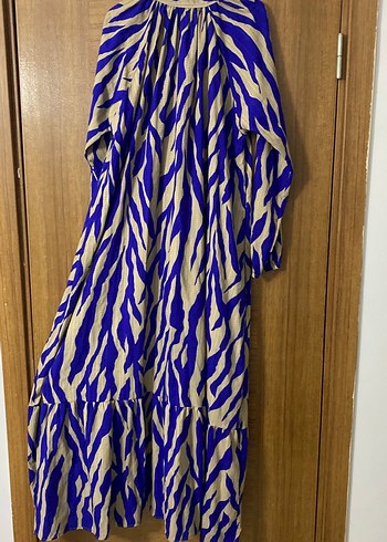 Mavi Zebra Desenli Uzun Pilili Kadın Elbise - Görsel 6