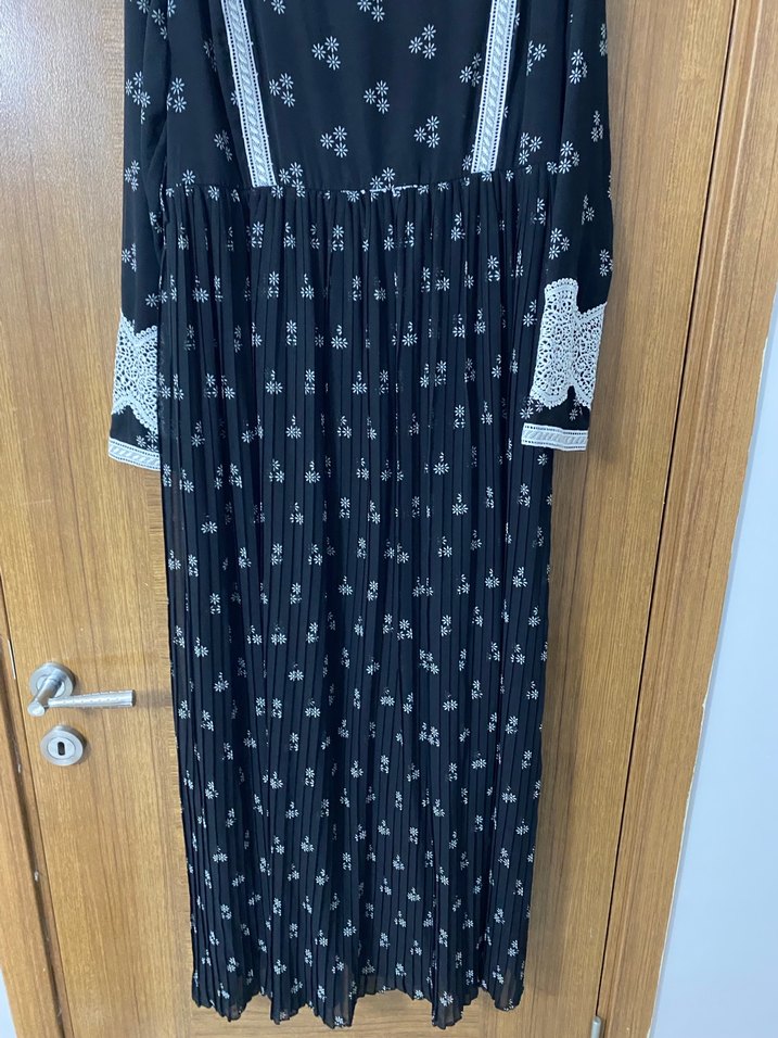 Nakışlı Siyah Uzun Elbise - Görsel 4