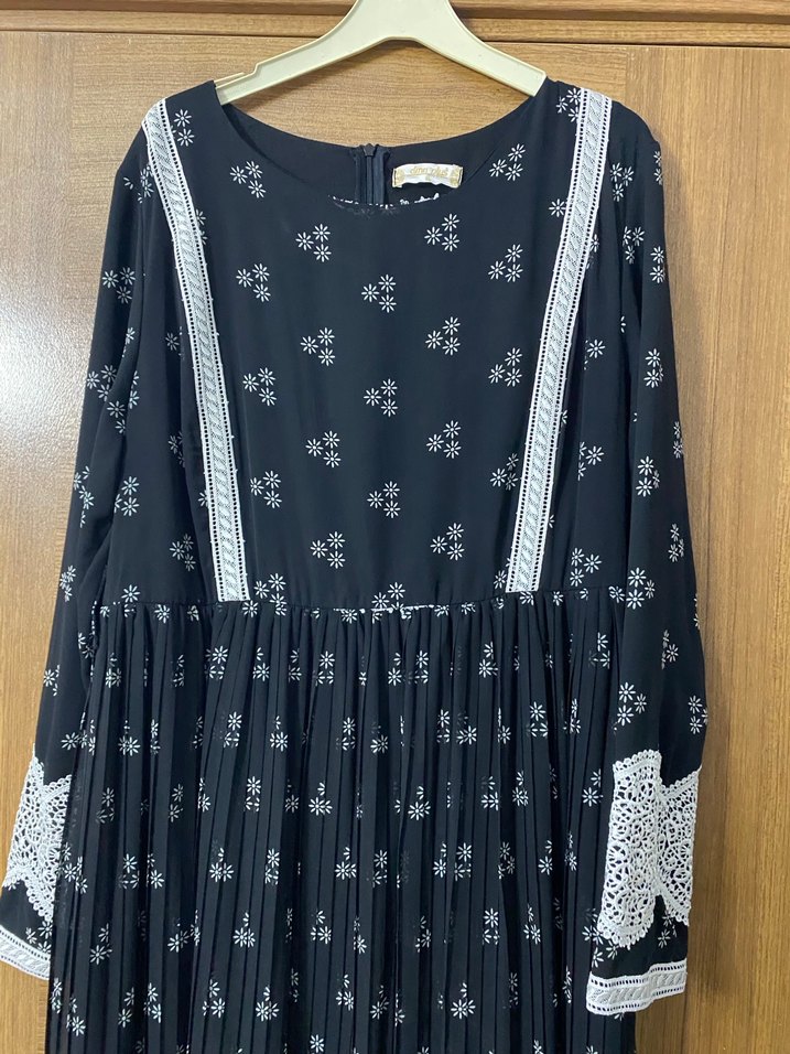 Nakışlı Siyah Uzun Elbise - Görsel 5