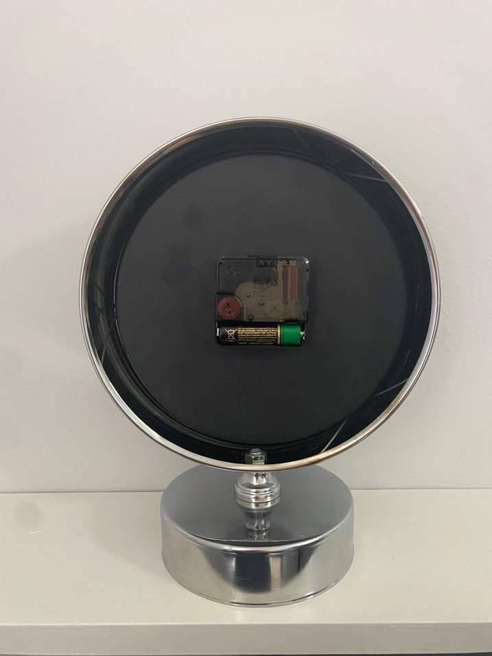 Gri Beyaz Masa Saati - Görsel 3