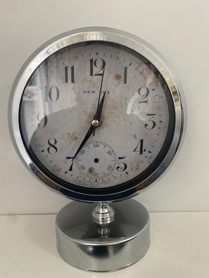 Gri Beyaz Masa Saati - Görsel 2