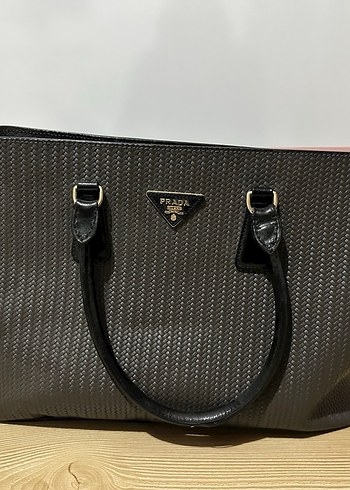 Gri Prada Kadın Çanta - Görsel 2